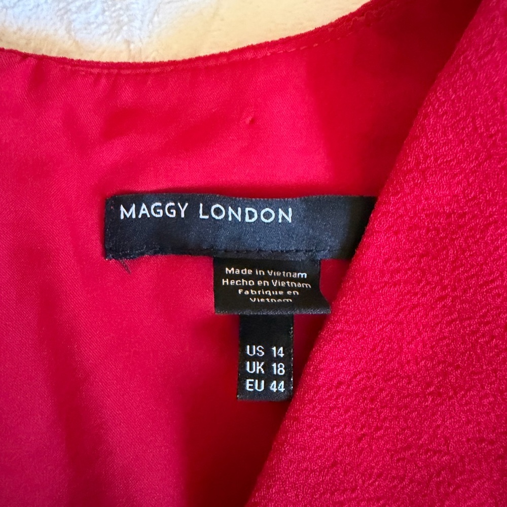 Maggy London Vibrant Red Long Sleeve Dress - Picture 5 of 7